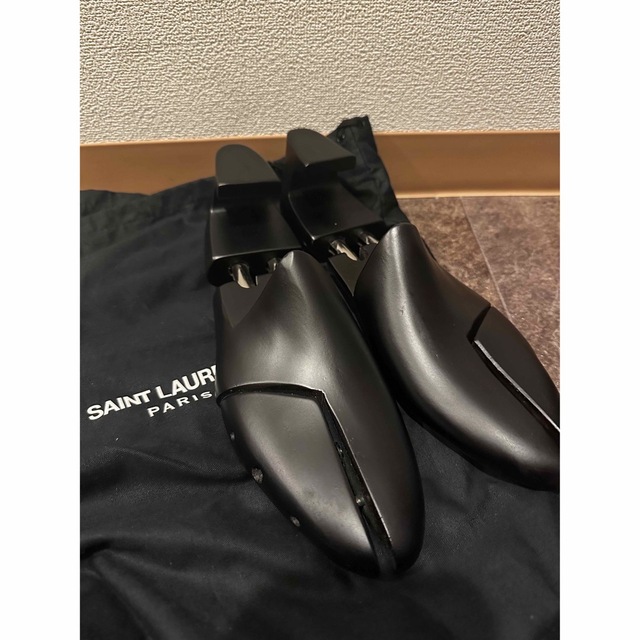 Saint Laurent(サンローラン)の【希少】16aw saintlaurentparis チェーン付きリングブーツ メンズの靴/シューズ(ブーツ)の商品写真