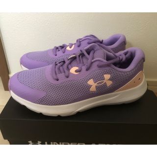 アンダーアーマー(UNDER ARMOUR)のアンダーアーマー　スニーカー　24cm 新品(スニーカー)