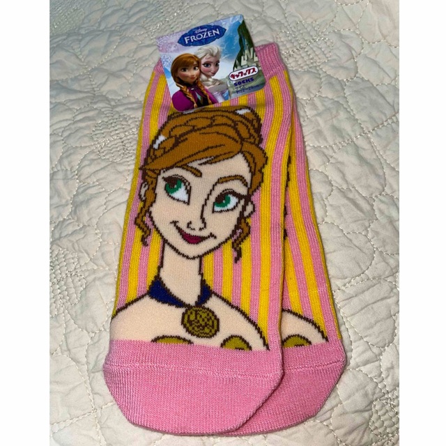 Disney(ディズニー)のディズニー　アナ　ソックス　靴下 レディースのレッグウェア(ソックス)の商品写真