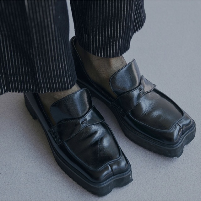 WAVE CUTTING PLATFORM LOAFER Sサイズ - ローファー/革靴