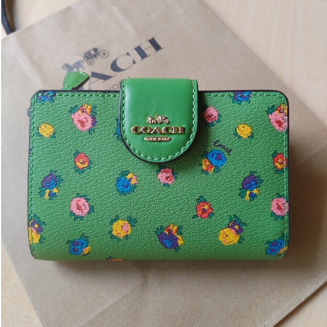 COACH　コーチ　財布　折り財布　ローズ　ネオングリーン　緑　花柄　二つ折り | フリマアプリ ラクマ