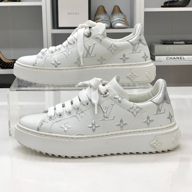 LOUIS VUITTON(ルイヴィトン)の5409 ヴィトン タイムアウトライン モノグラム レザー スニーカー ホワイト レディースの靴/シューズ(スニーカー)の商品写真