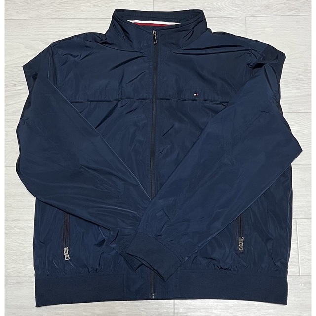 TOMMY HILFIGER(トミーヒルフィガー)のTOMMY HILFIGER ブルゾン　ネイビー メンズのジャケット/アウター(ブルゾン)の商品写真