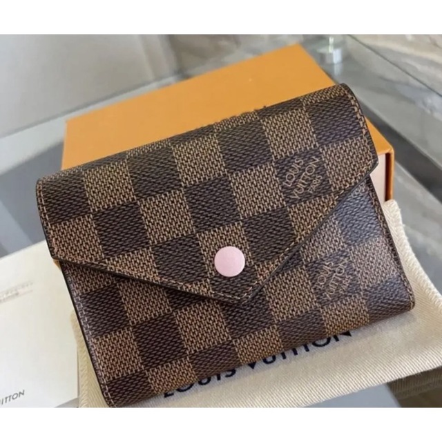 売り値下 ルイヴィトン ポルトフォイユ・ヴィクトリーヌ ダミエ 三