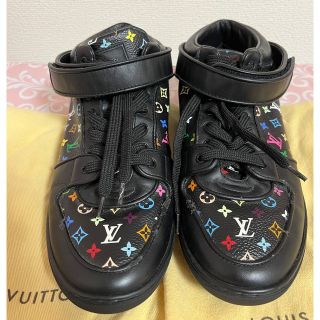 ルイヴィトン(LOUIS VUITTON)の⭐️マルチカラー　ユニセックス　スニーカー⭐️(スニーカー)