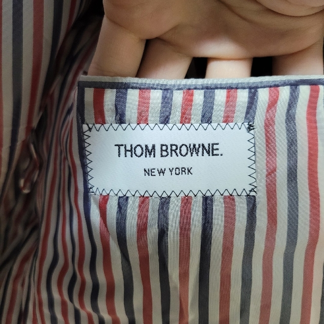 THOM BROWNE(トムブラウン)の年始セールトムブラウンrwbテーラードジャケット メンズのジャケット/アウター(テーラードジャケット)の商品写真