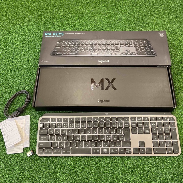 【美品】Logicool ワイヤレスキーボード MX KEYS　KX800