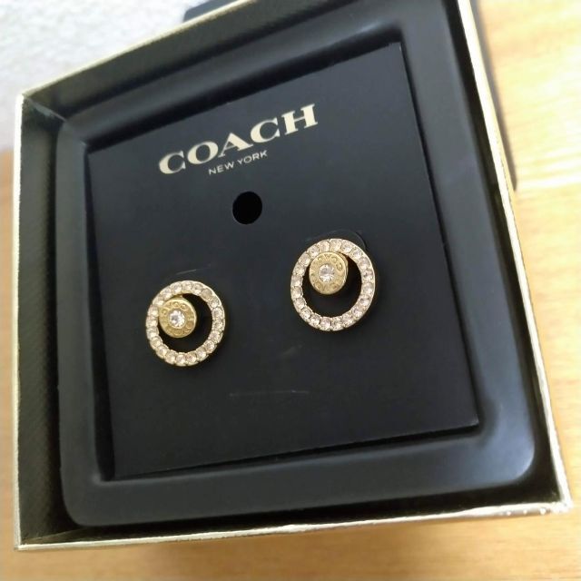 COACH(コーチ)のコーチ ピアス アクセサリー オープンサークル 両耳用 レディースのアクセサリー(ピアス)の商品写真