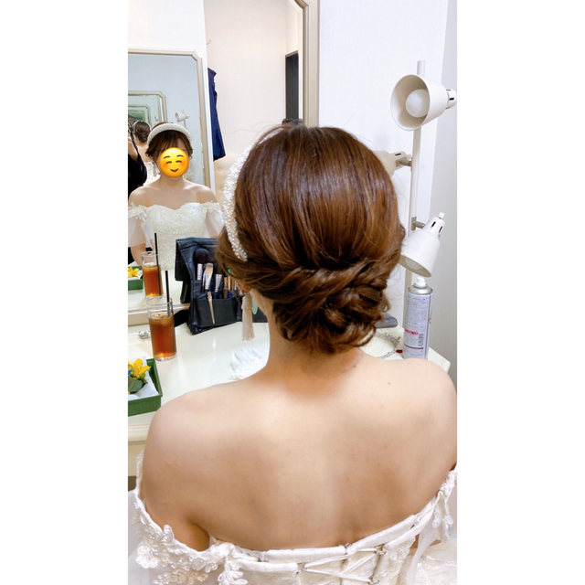 カチューシャ 結婚式 披露宴 花嫁 ブライダル ヘアアクセサリー パール レディースのヘアアクセサリー(カチューシャ)の商品写真