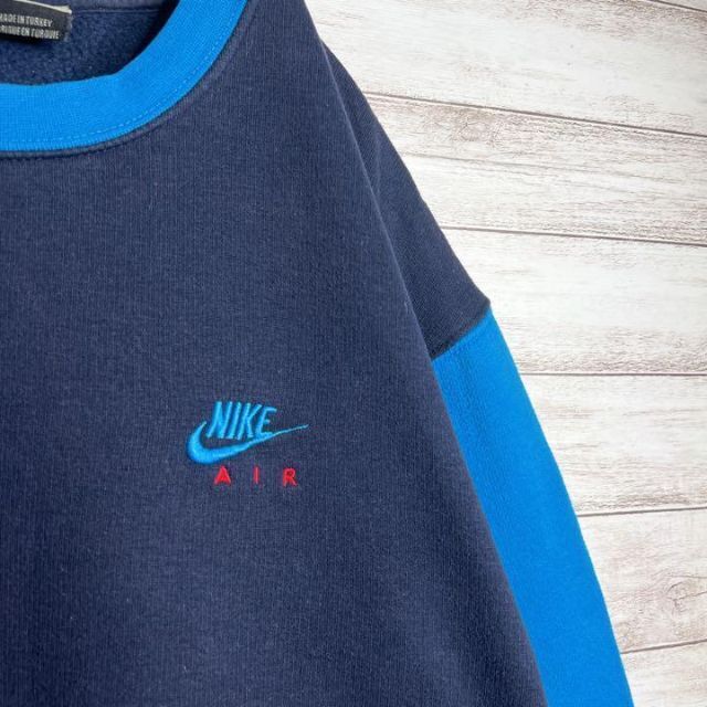 NIKE - 【入手困難!!】ナイキ ✈︎刺繍ロゴ バイカラー ゆるだぼ 裏