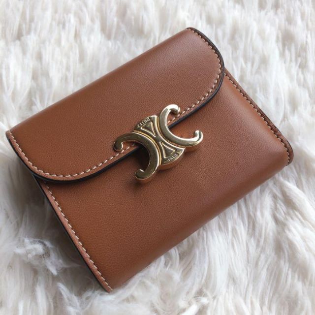 定休日以外毎日出荷中 極美品!CELINE セリーヌ スモールフラップ