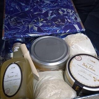 SABON　ゴールデンアイリス