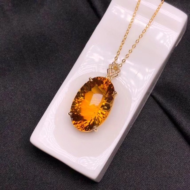 大流行中! ⭐︎【高級】シトリン ペンダントトップ k18 ネックレス