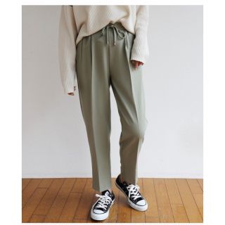 and Me   アンドミー　テーパードパンツ　(その他)