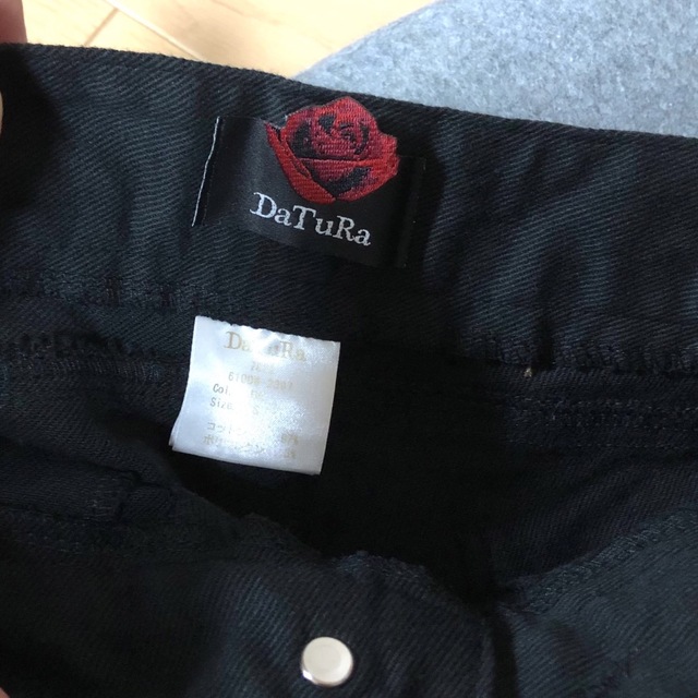 DaTuRa(ダチュラ)のDatura ダチュラ　レディースショートパンツ　ボトムス　パール　セクシー レディースのパンツ(ショートパンツ)の商品写真