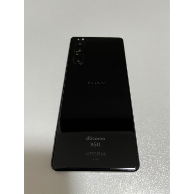 Xperia(エクスペリア)のxperia 1 ii docomo版　SIMロック解除済み スマホ/家電/カメラのスマートフォン/携帯電話(スマートフォン本体)の商品写真