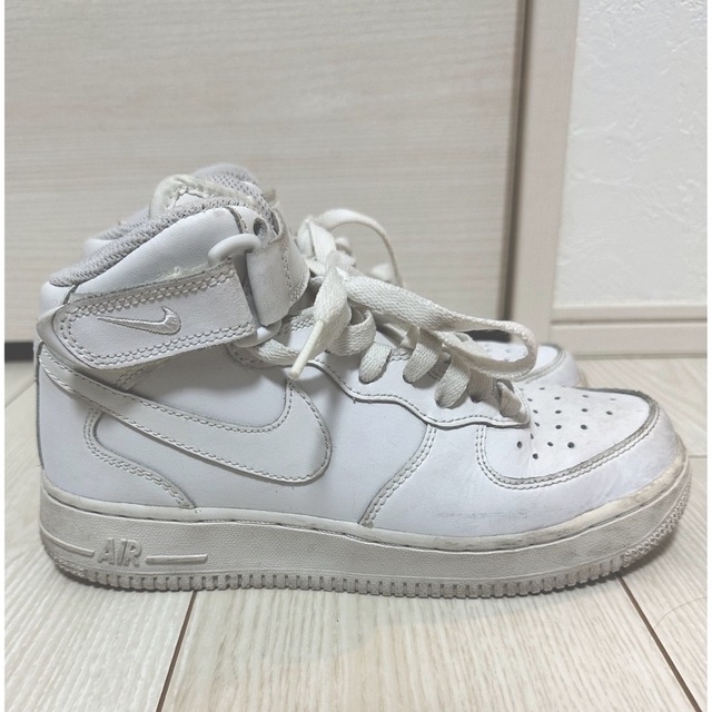 新品NIKE AIRFORCE1MIDレディーススニーカー