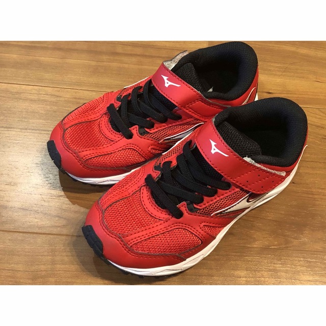 MIZUNO(ミズノ)のMIZUNO スピードスタッズ  18.0㎝ キッズ/ベビー/マタニティのキッズ靴/シューズ(15cm~)(スニーカー)の商品写真