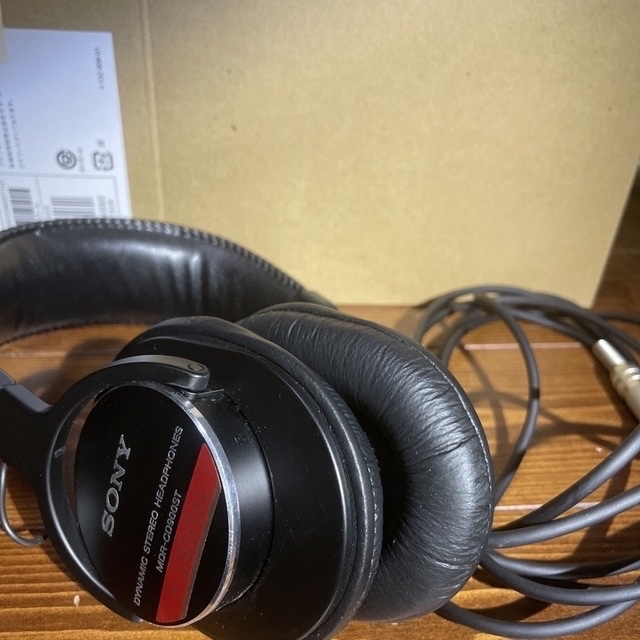 SONY(ソニー)のMDR-CD900ST  SONY  ソニー　モニターヘッドホン　美品 スマホ/家電/カメラのオーディオ機器(ヘッドフォン/イヤフォン)の商品写真