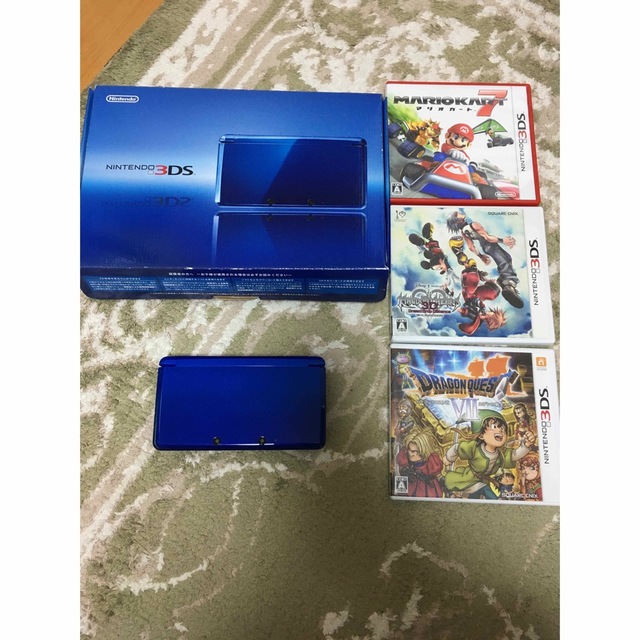 値引き再出品●Newニンテンドー3DS LL メタリックブルー ＋ テラリア