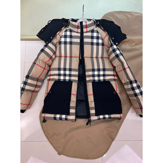 【売れ筋】ジャケット/アウターバーバリー(BURBERRY) ダウンジャケット(メンズ)(ファー)の通販 58点