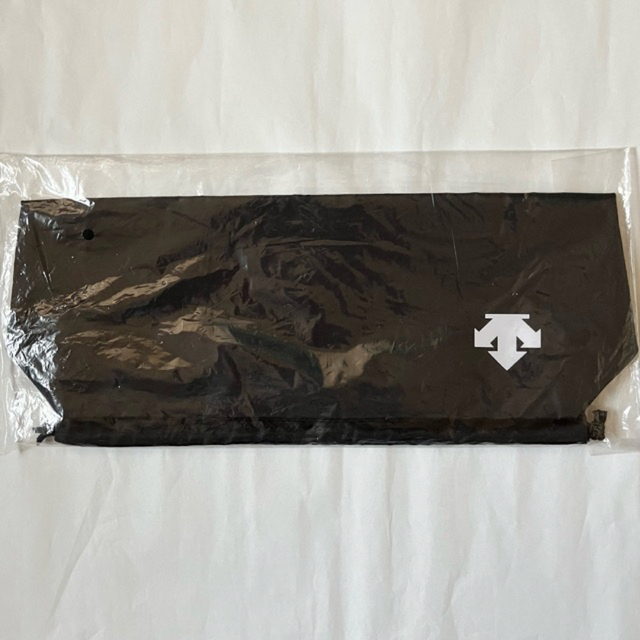 DESCENTE(デサント)の【ターボ様ご確認用】デサント マルチバッグ 両絞り ブラック メンズのバッグ(その他)の商品写真