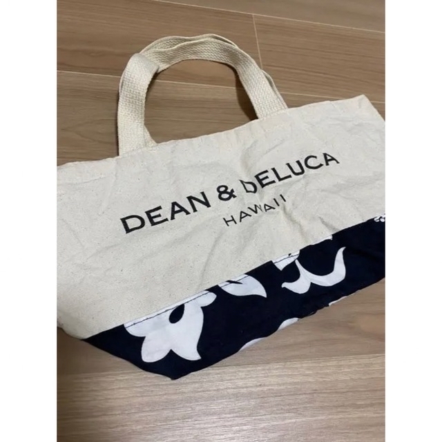 DEAN & DELUCA(ディーンアンドデルーカ)のハリちゃん様専用　ハワイ限定ランチトート2個セット レディースのバッグ(ハンドバッグ)の商品写真