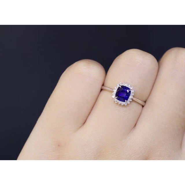 天然 ロイヤルブルーサファイア ダイヤ リング1.04ct k18 f