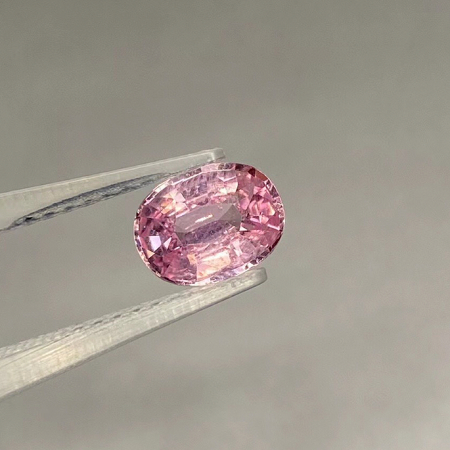 天然 非加熱パパラチアサファイア ルース2.04ct f