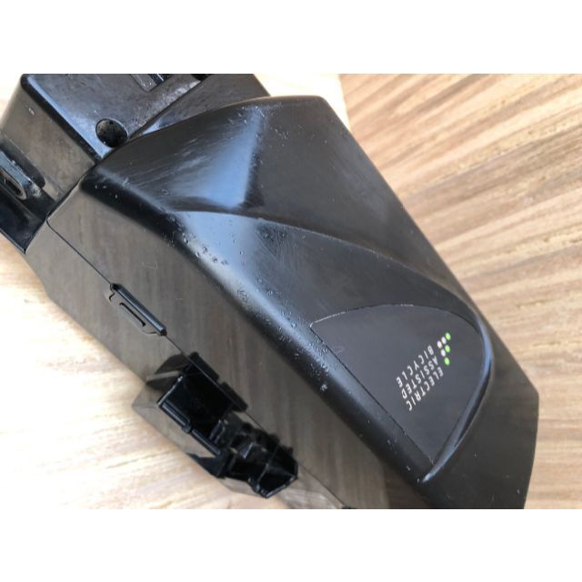 321 パナソニック純正バッテリー 13.2アンペア 4点灯 電動自転車 321 パナソニック純正バッテリー 13.2アンペア 4点灯 電動自転車