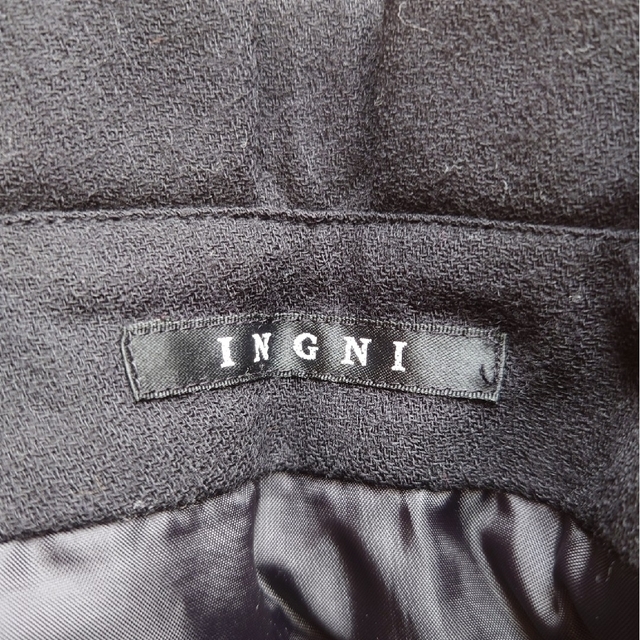 INGNI(イング)の【☆再値下げ☆】ＩＮＧＮＩ　ウエストリボン裾フリルスカート　サイズS レディースのスカート(ミニスカート)の商品写真