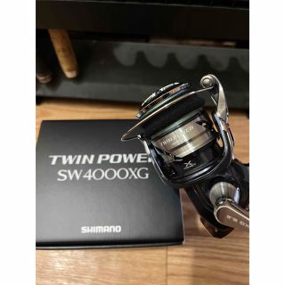 シマノ(SHIMANO)の21ツインパワーsw 4000xg 超美品、(リール)