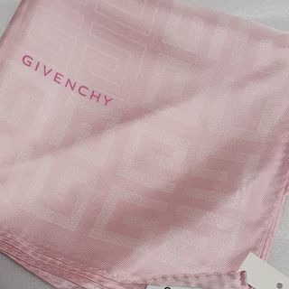 ジバンシィ(GIVENCHY)の値下げ📌ジバンシィ☆シルク100%☆大判ハンカチーフ58×58(ハンカチ)