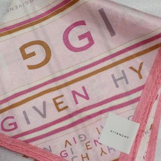 ジバンシィ(GIVENCHY)の値下げ📌ジバンシィ☆シルク50%大判ハンカチーフ58×58(ハンカチ)