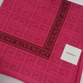 ジバンシィ(GIVENCHY)の値下げ📌ジバンシィ☆シルク35%大判ハンカチーフ58×58(ハンカチ)