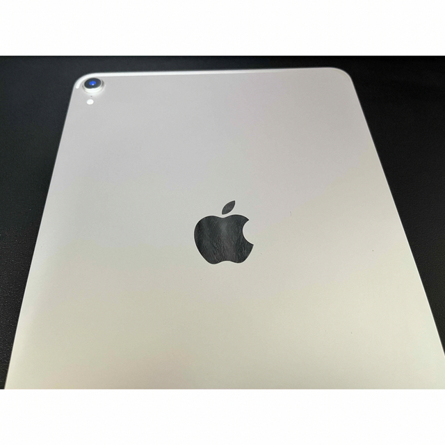 Apple(アップル)のipad pro 2018 516GB wifi スマホ/家電/カメラのPC/タブレット(タブレット)の商品写真