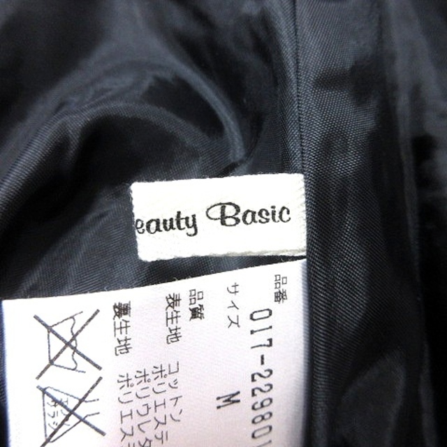 NATURAL BEAUTY BASIC(ナチュラルビューティーベーシック)のナチュラルビューティーベーシック スカート フレア ミニ 総柄 M 黒  レディースのスカート(ミニスカート)の商品写真