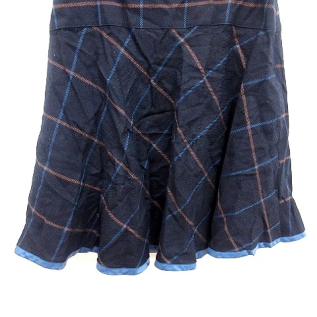 INED(イネド)のイネド INED スカート フレア ひざ丈 チェック ウール 9 紺  レディースのスカート(ひざ丈スカート)の商品写真