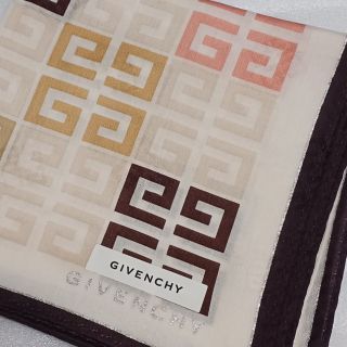 ジバンシィ(GIVENCHY)の値下げ📌ジバンシィ☆大判ハンカチーフ58×58(ハンカチ)