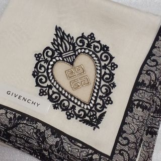 ジバンシィ(GIVENCHY)の値下げ📌ジバンシィ☆大判ハンカチーフ💗58×58(ハンカチ)