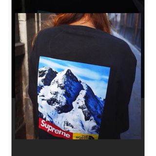 シュプリーム(Supreme)のSupreme TNF mountain crewneck sweatshirt(スウェット)