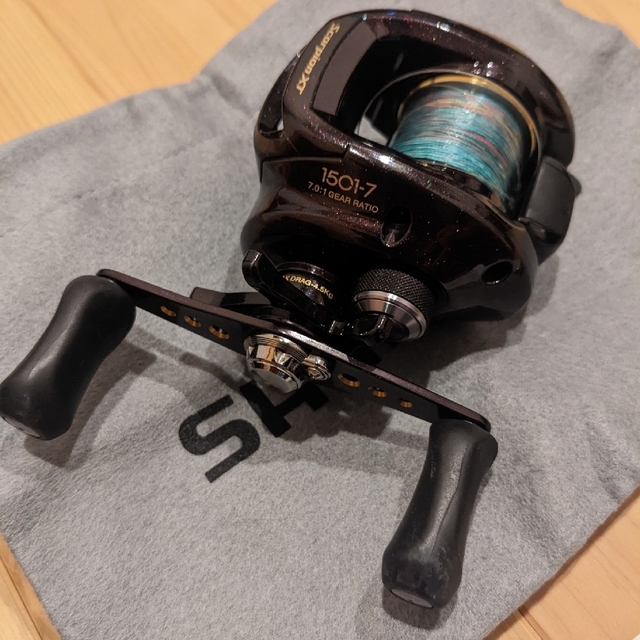 SHIMANO(シマノ)のシマノ　スコーピオンXT1501-7 スポーツ/アウトドアのフィッシング(リール)の商品写真