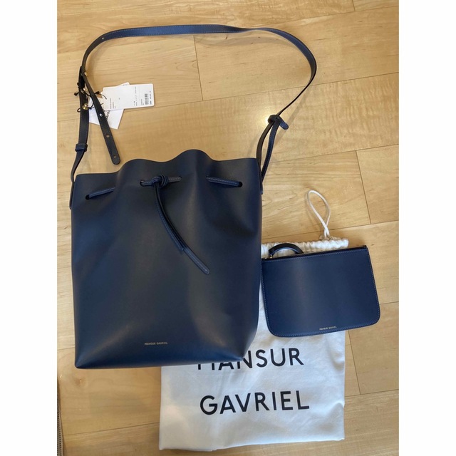MANSUR GAVRIEL(マンサーガブリエル)の未使用　mansur gavriel マンサー ガブリエル　ショルダー　バッグ レディースのバッグ(ショルダーバッグ)の商品写真