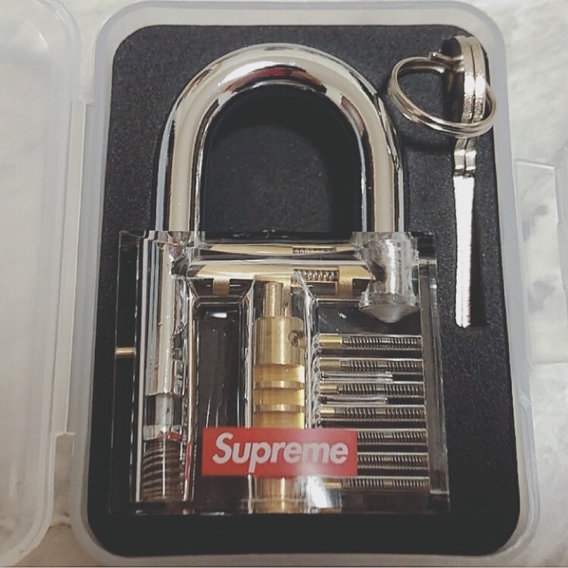 Supreme(シュプリーム)のSupreme｜シュプリーム　Transparent Lock　南京錠　完売品 メンズのファッション小物(その他)の商品写真