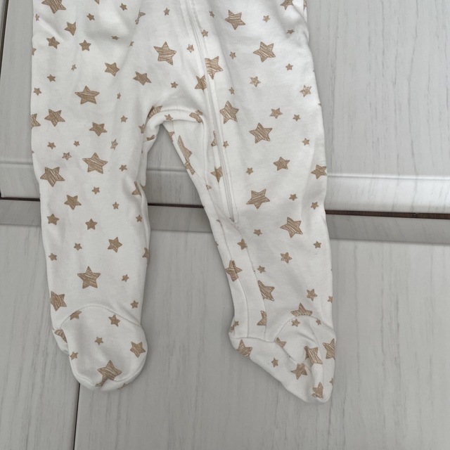 BabyCosy 足つきロンパース　68cm 6〜9m キッズ/ベビー/マタニティのベビー服(~85cm)(ロンパース)の商品写真