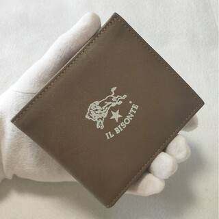【日本限定】イルビゾンテ ホワイトロゴ 二つ折り財布 コンパクト グレージュ
