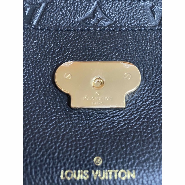 LOUIS VUITTON(ルイヴィトン)のルイヴィトン　ヴァヴァンBB レディースのバッグ(ショルダーバッグ)の商品写真