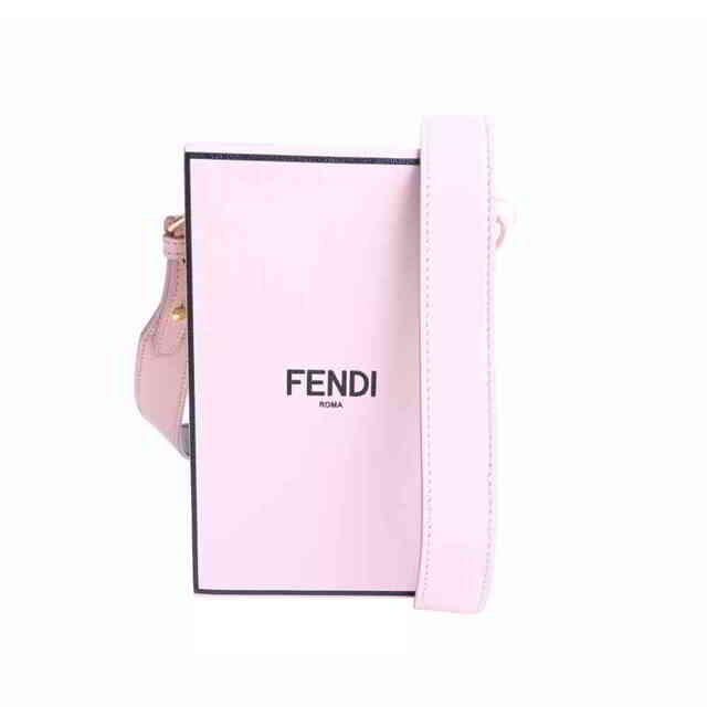 FENDI フェンディ BOX ショルダーバッグ ピンクレディース素材