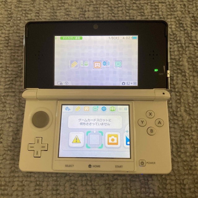 Nintendo 3DS 本体のみ 任天堂 ホワイト充電器がないので