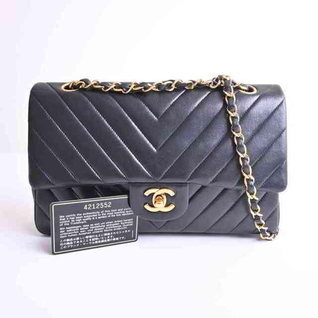 【中古】 CHANEL シャネル ラムスキン ココマーク Vステッチ Wフラップ Wチェーン ショルダーバッグ ブラック